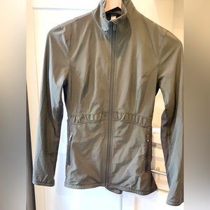 Lululemon jacket olive size 4